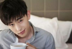 袁凯恋情爆料最新消息,新恋情曝光，细节曝光引网友热议！”